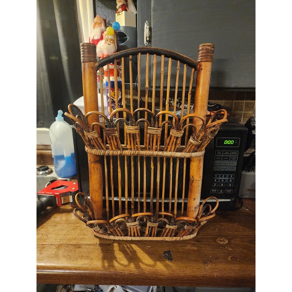 Vintage Large Bamboo Wall Hanging Rack Shelf, Rare Magazine Rack MCM‎ 1960s